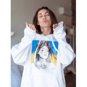 O femeie ucraineană slabă în lacrimi